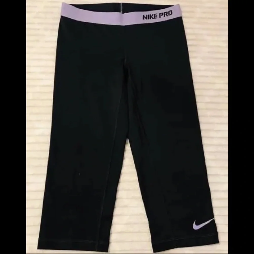 Nike PRO crop leggings - Picture 3 of 3